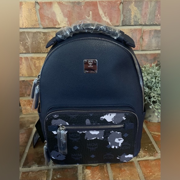 MCM all leather small backpack NWT - MMKCAVE07B1001 - Picture 2 of 7